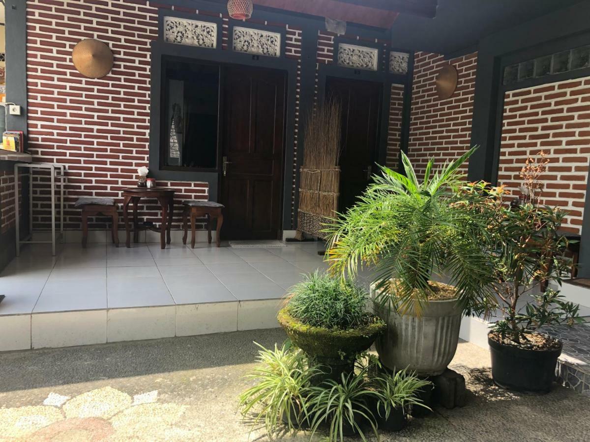 Rama Homestay Ubud Esterno foto